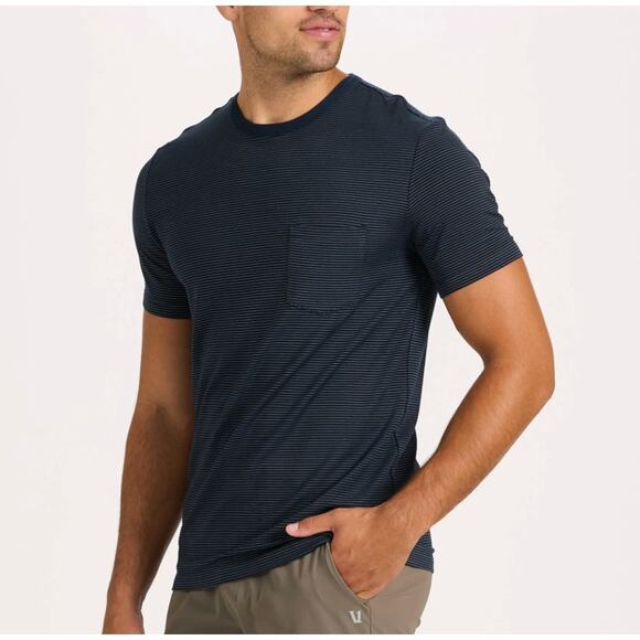 Vuori Linear Tech Tee Shirt Navy Ink Men's sz XL Striped Athleisure Casual - Picture 1 of 7